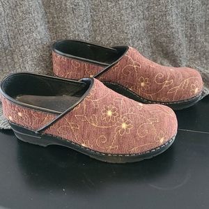 Dansko shoes